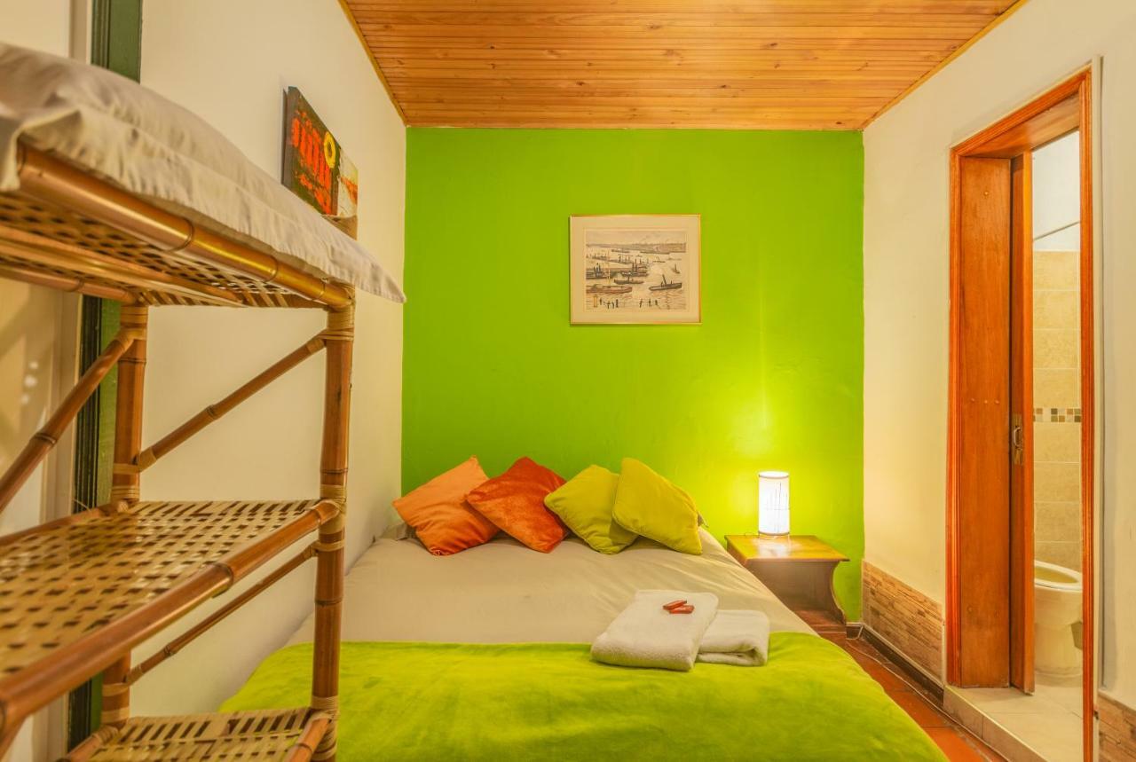 Hostal Sue Candelaria ボゴタ エクステリア 写真